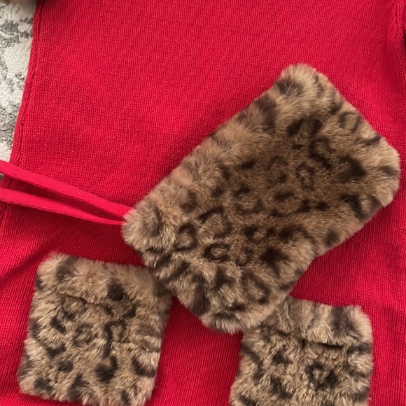 ⭐️HOST PICK⭐️ 4T knit red leopard print dress with matching purse - Picture 5 of 6